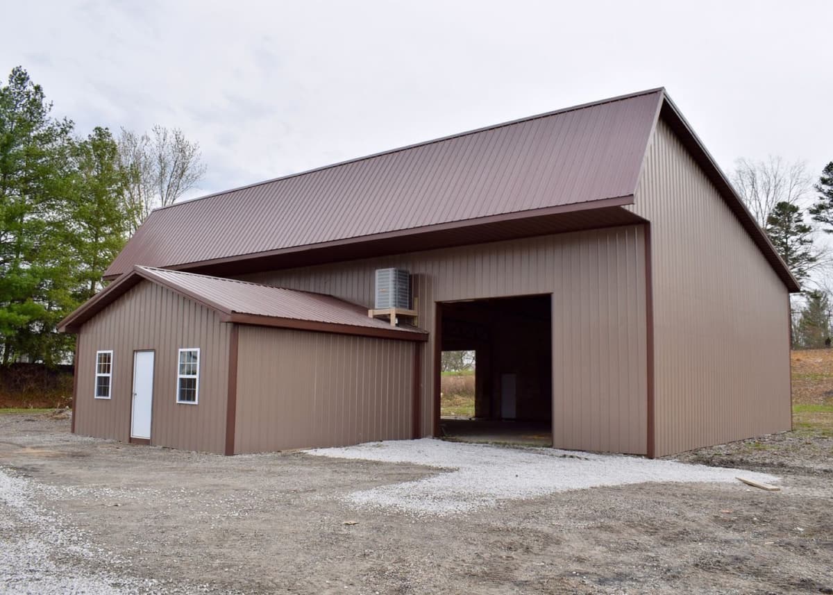 Pole barn shop building